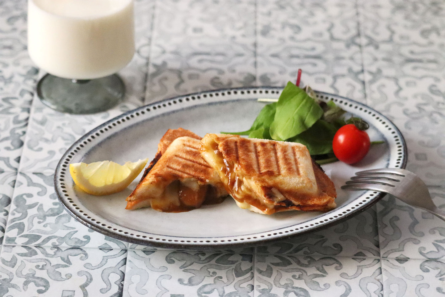 ハーフホットサンド　オレンジ/ピンク/ブルー/グリーン　お料理　サンドイッチ　朝食　ブランチ　ランチ　おやつ　お手軽　時短　レンジ調理　ギフト